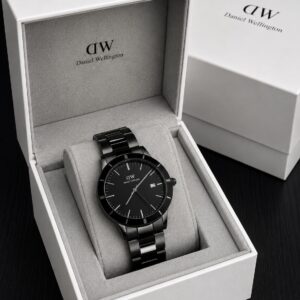 DANIEL WELLINGTON PARADIGMA