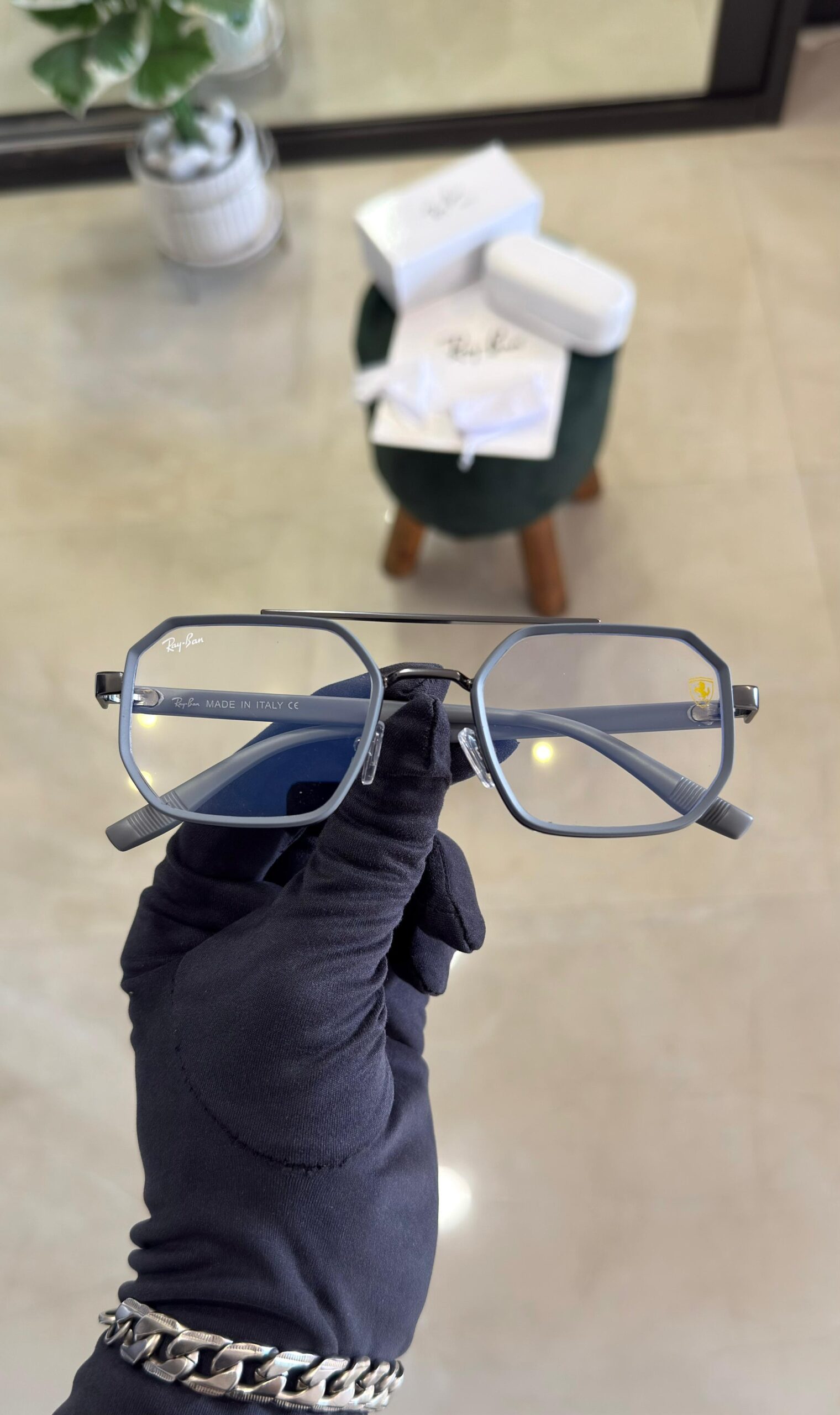 🔥 Ray-Ban Fiber Lens Sunglasses – Premium Unisex Collection 🔥 - Image 5